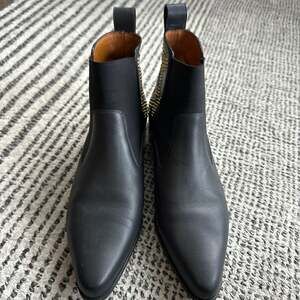 Chloé Leather Studded Accents Chelsea Boots - Black Boots, Shoes - CHL358053